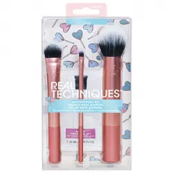 Real Techniques - *Love IRL* - Set de brochas para rostro con limpiador Perfect Base Kit