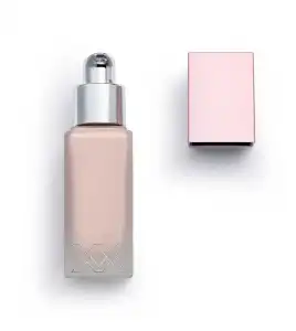 XX Revolution - Base de maquillaje Glow Skin Fauxxdation - FX0.5