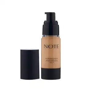 Mattifying Extreme Wear Foundation 03