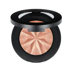 Gen Nude Highlighting Blush Peach Glow